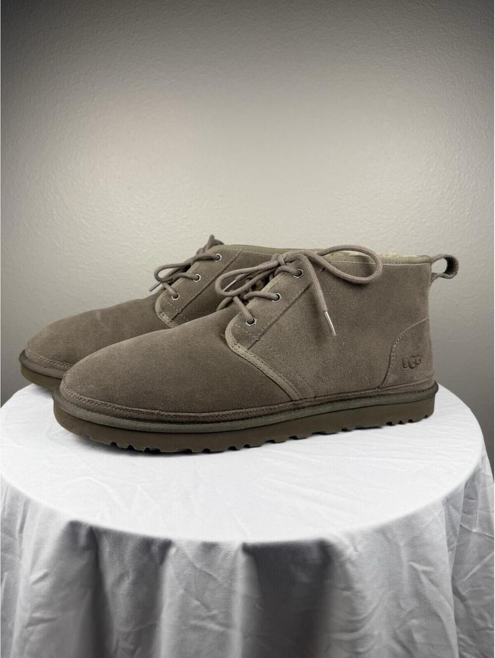 UGG Neumel Mens Boots Size 15 Taupe Suede Shearling Lined Chukka Lace Up